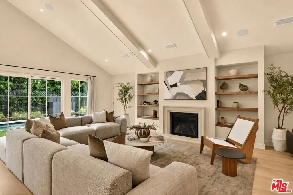 12610 Sarah Street, Studio City, CA 91604 - #1