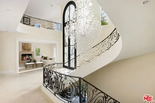 1350 Benedict Canyon Drive, Beverly Hills, CA 90210