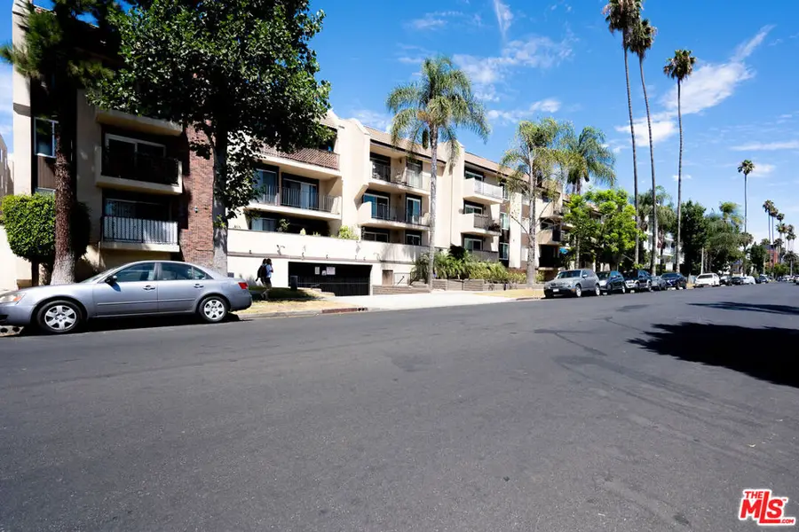 433 S Manhattan Place #108, Los Angeles, CA 90020 - #2