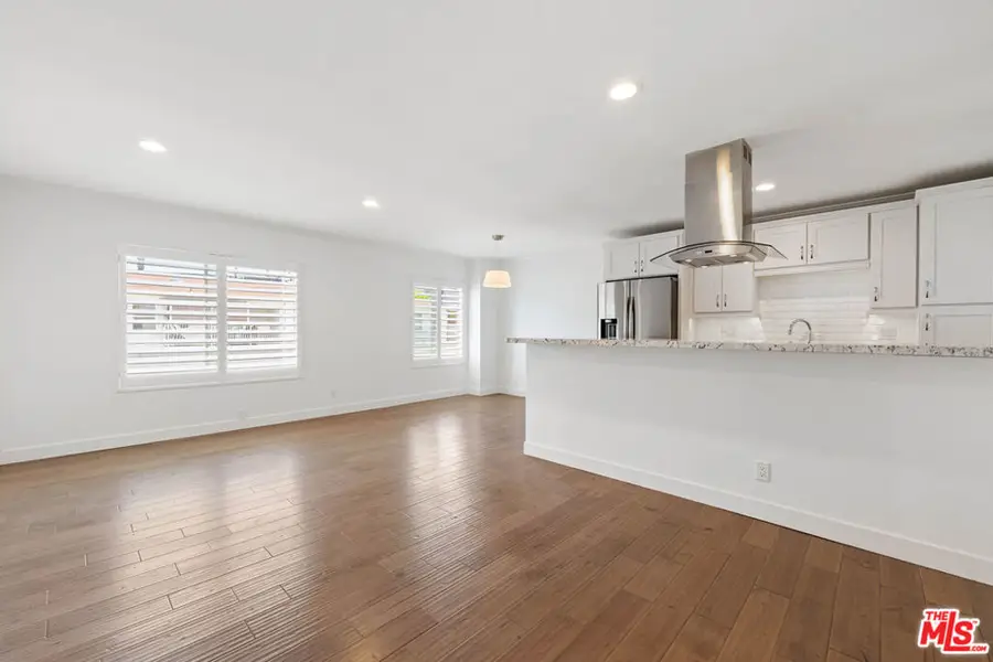 933 11th Street #21, Santa Monica, CA 90403 - #2
