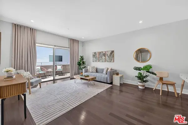 1700 Sawtelle Boulevard #PH8, Los Angeles, CA 90025