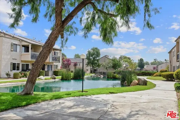 25746 Player Drive #Q4, Santa Clarita, CA 91355