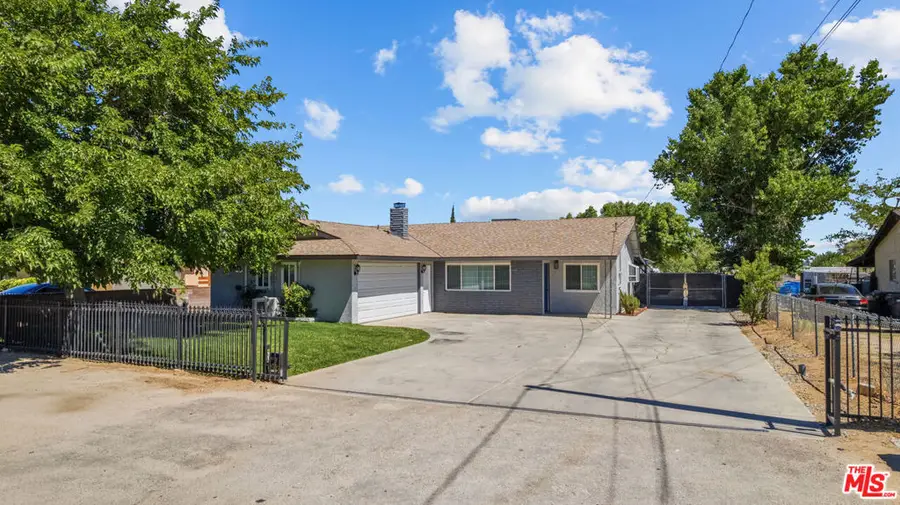 3305 W Avenue L6, Lancaster, CA 93536 - #2