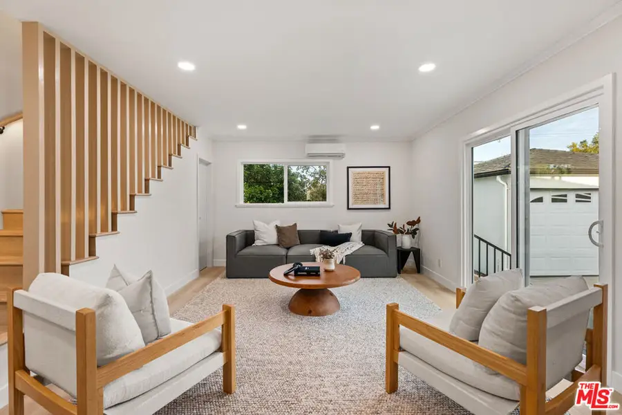 7820 Airlane Avenue, Los Angeles, CA 90045 - #2