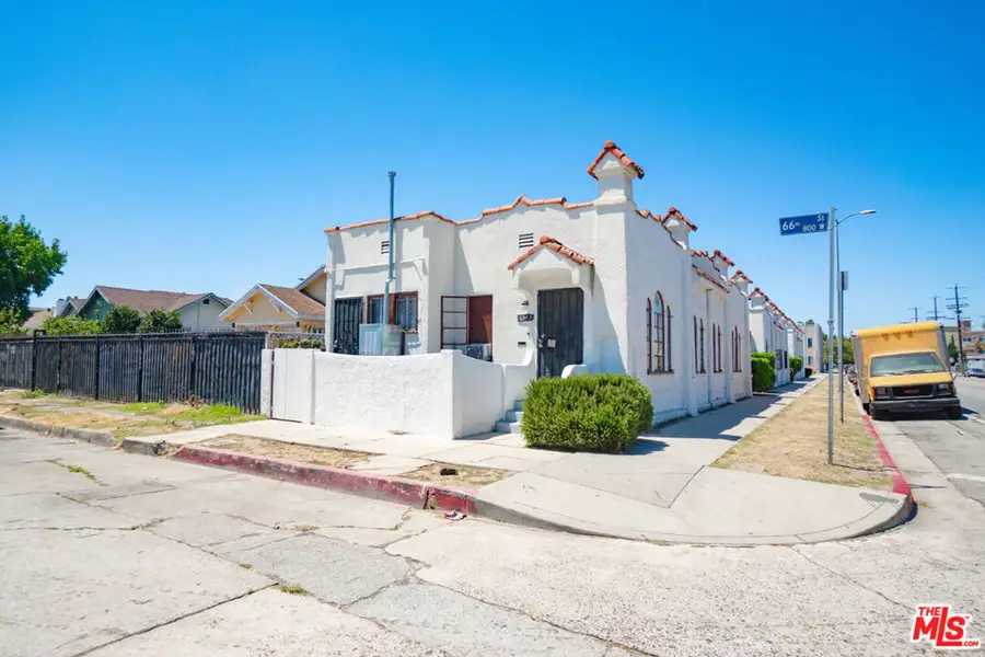 6533 S Hoover Street, Los Angeles, CA 90044 - #2