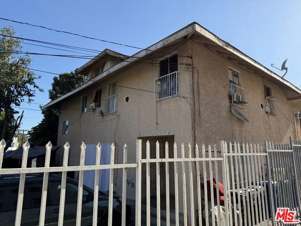 1421 Courtland Avenue, Los Angeles, CA 90006 - #1