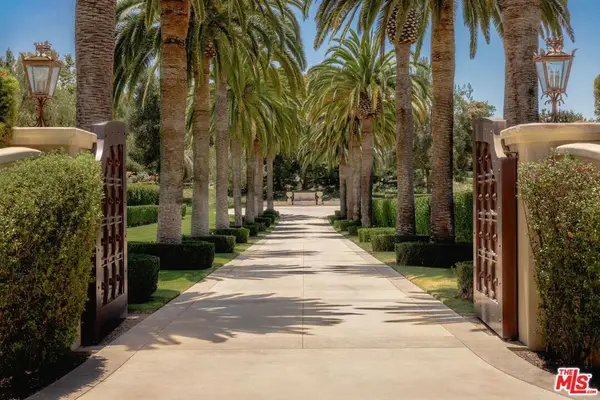 6853 Rancho Valencia Road, Rancho Santa Fe, CA 92067