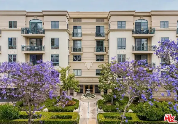 430 N Oakhurst Drive #202, Beverly Hills, CA 90210