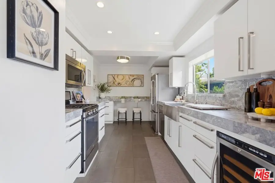 1613 Manning Avenue #1, Los Angeles, CA 90024 - #3