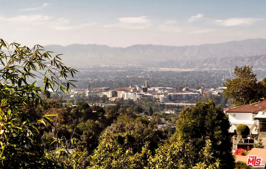7265 Caverna Drive, Los Angeles, CA 90068 - #1