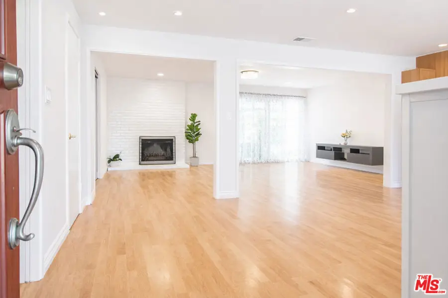 10550 Woldrich Street, Sylmar, CA 91342 - #2