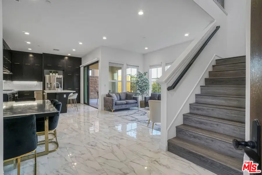 20818 W Bur Oak Circle, Porter Ranch, CA 91326 - #3