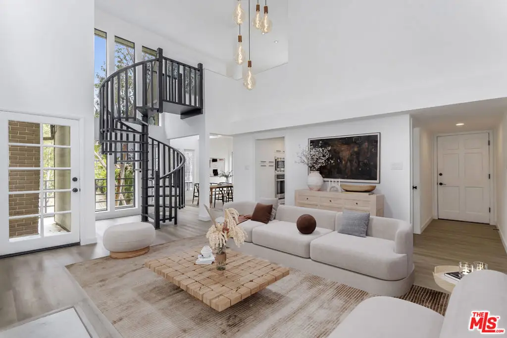 11601 Montana Avenue #PH7, Los Angeles, CA 90049 - #1
