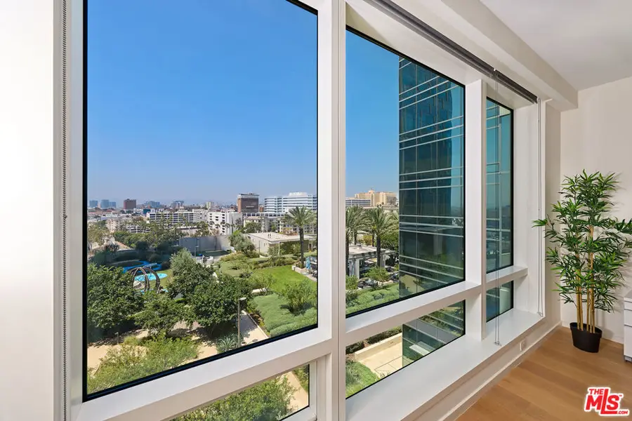 877 S Francisco Street #1220, Los Angeles, CA 90017 - #2