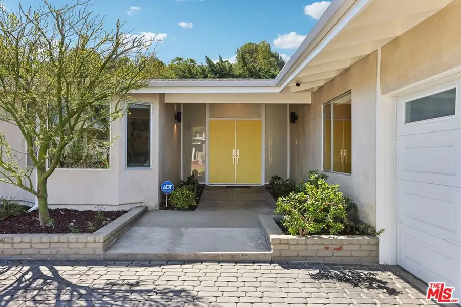 3000 Dona Emilia Drive, Studio City, CA 91604 - #2