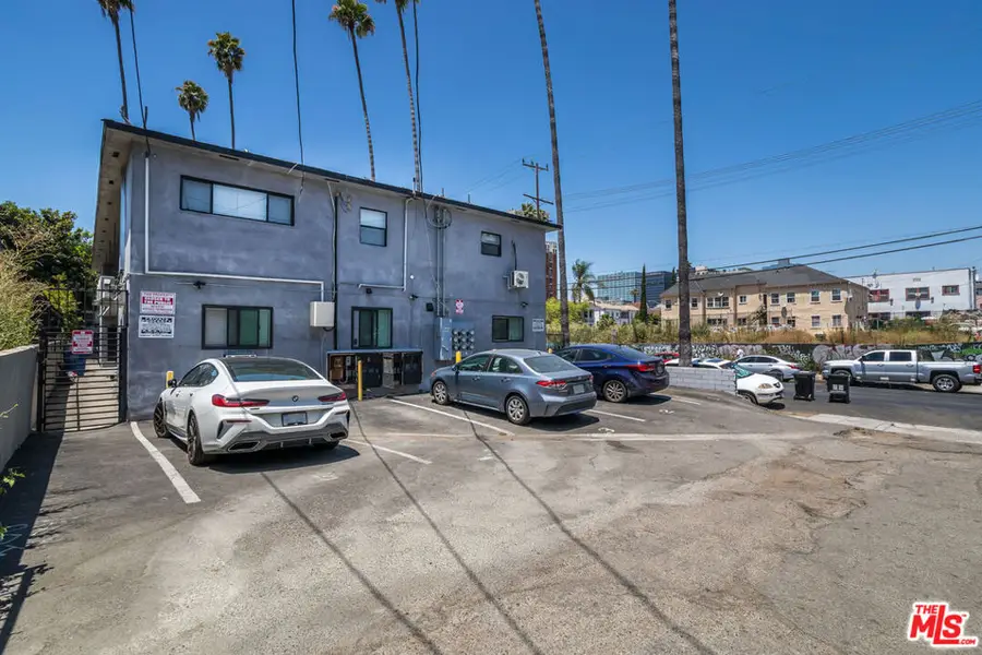 3148 James M Wood Boulevard, Los Angeles, CA 90006 - #3