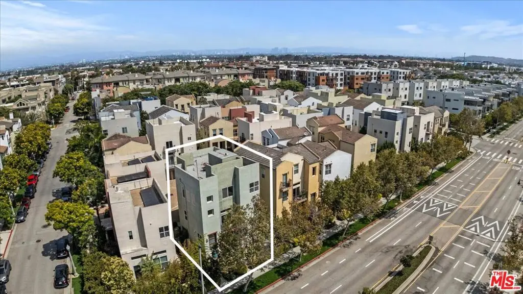 13027 Bluff Creek Drive, Playa Vista, CA 90094 - #1
