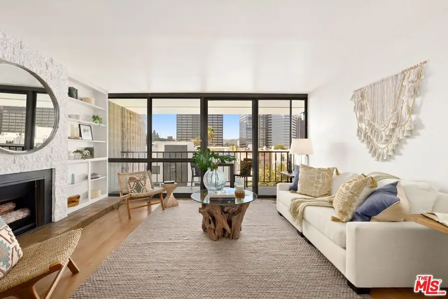 10966 Rochester Avenue #6B, Los Angeles, CA 90024 - #2