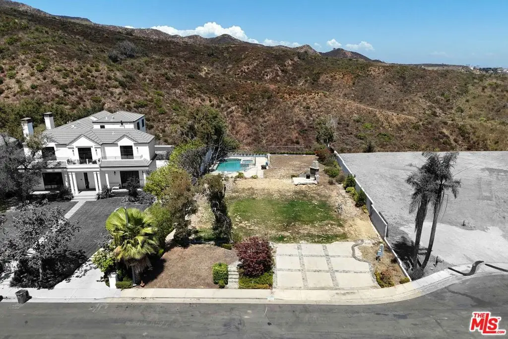 1467 Via Cresta, Pacific Palisades, CA 90272 - #1