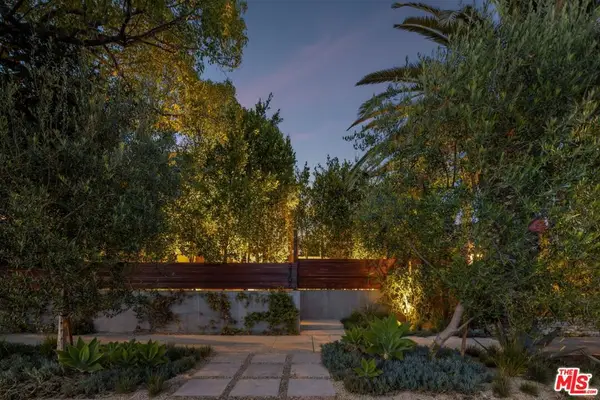 2106 Glyndon Avenue, Venice, CA 90291