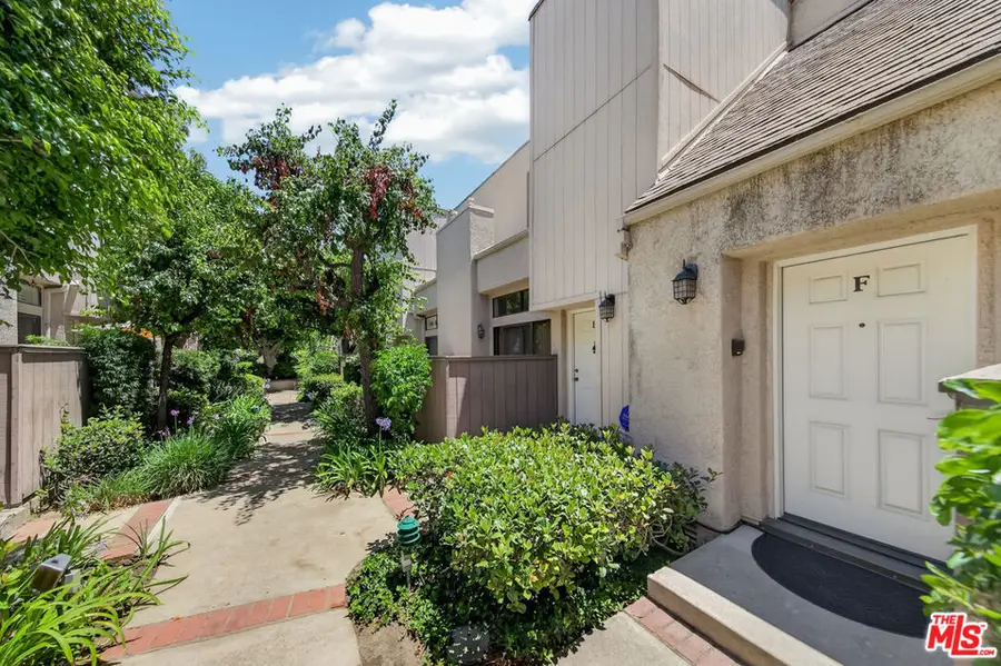 15173 Magnolia Boulevard #F, Sherman Oaks, CA 91403 - #2