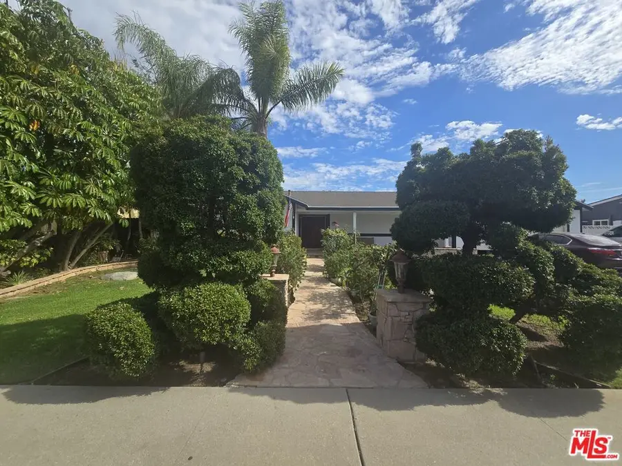 4242 Yukon Avenue, Simi Valley, CA 93063 - #2