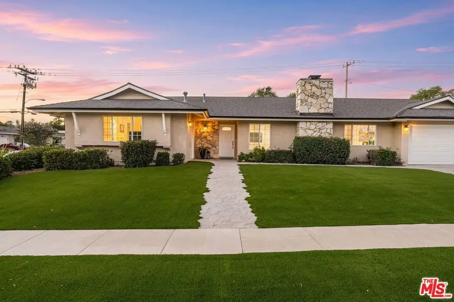 91 W Gainsborough Road, Thousand Oaks, CA 91360 - #2