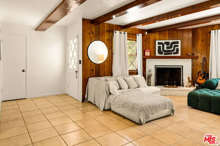 2485 Benedict Canyon Drive, Beverly Hills, CA 90210 - #2