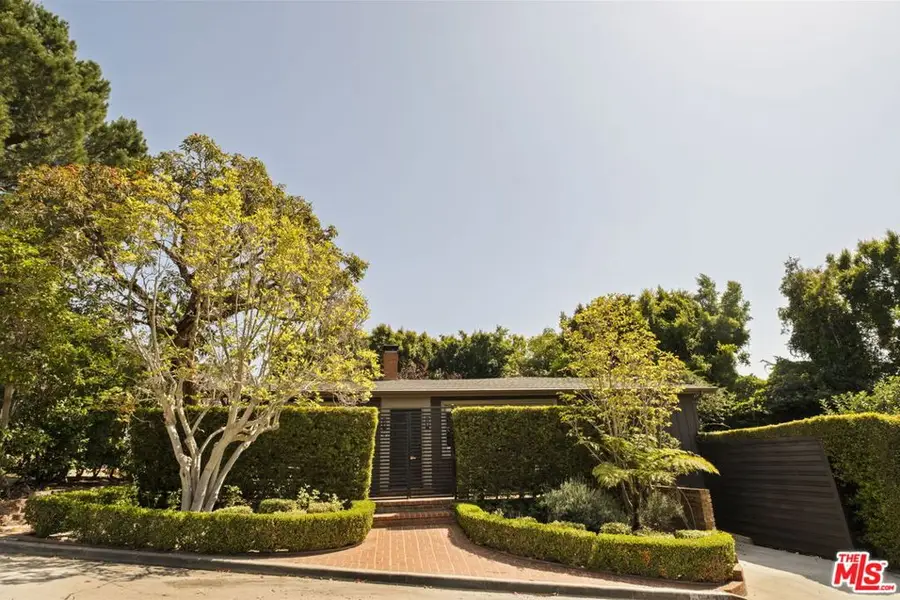 6424 Ivarene Avenue, Los Angeles, CA 90068 - #2