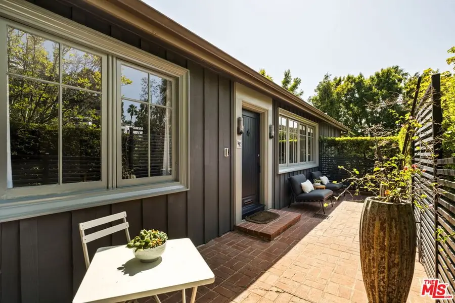 6424 Ivarene Avenue, Los Angeles, CA 90068 - #3