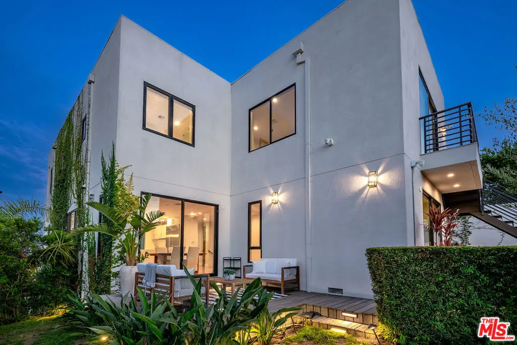 8184 Mannix Drive, Los Angeles, CA 90046 - #1
