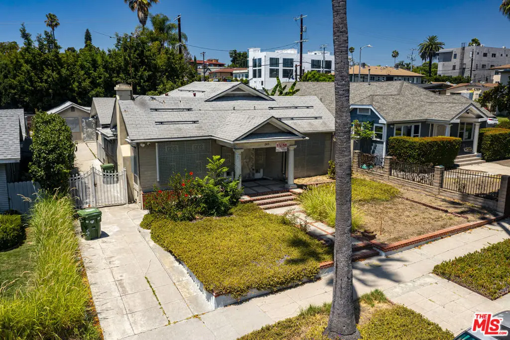 245 N Gramercy Place, Los Angeles, CA 90004 - #1