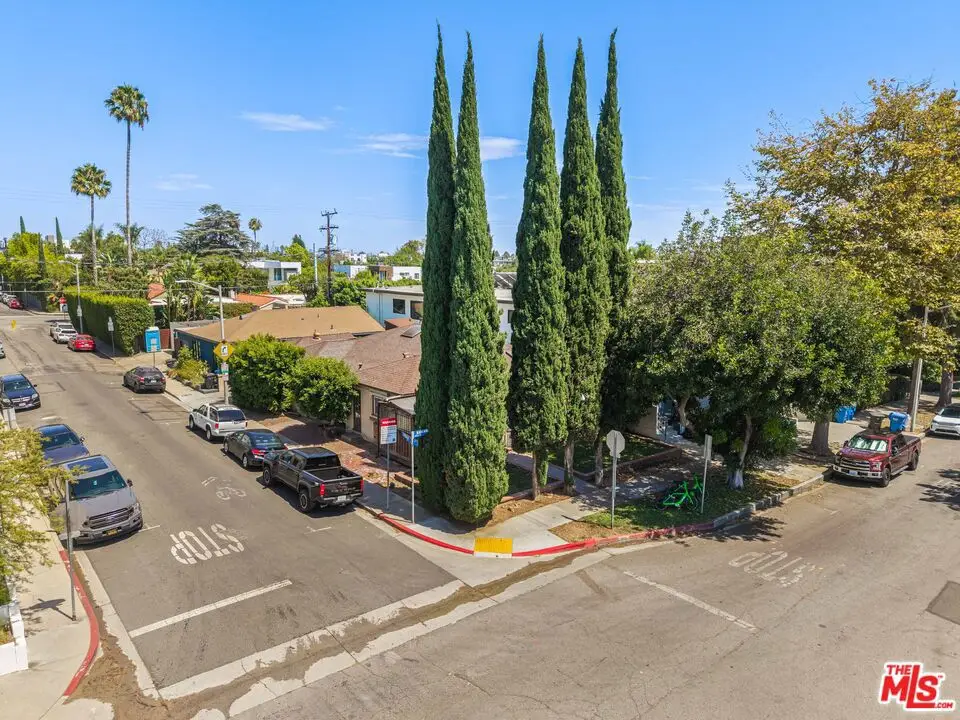 954 Havenhurst Drive, West Hollywood, CA 90046 - #1