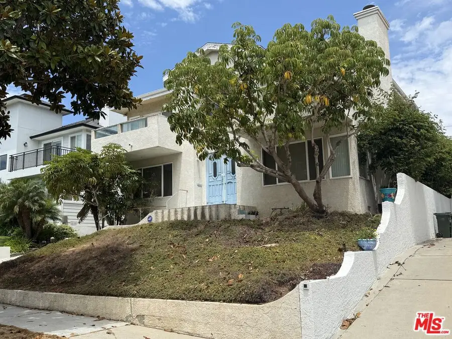 1212 S Irena Avenue, Redondo Beach, CA 90277 - #2