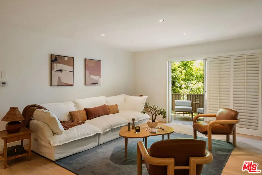 6251 Coldwater Canyon Avenue #205, North Hollywood, CA 91606 - #3