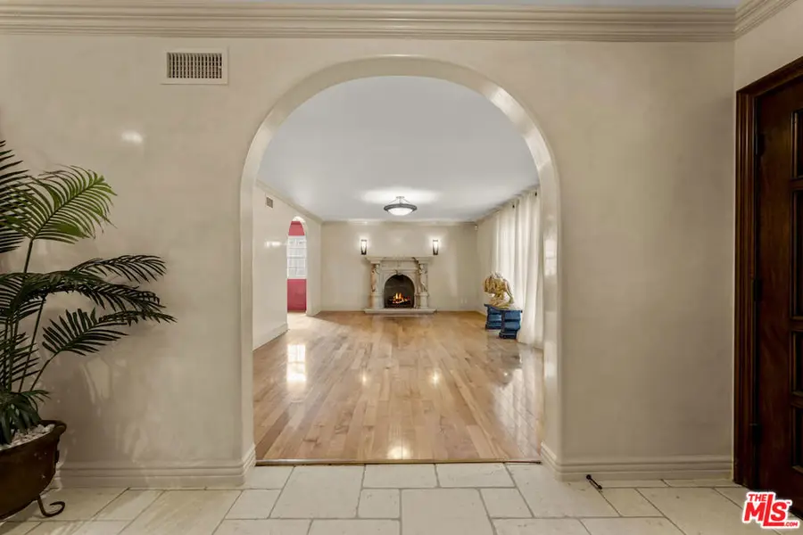 6138 Maryland Drive, Los Angeles, CA 90048 - #2