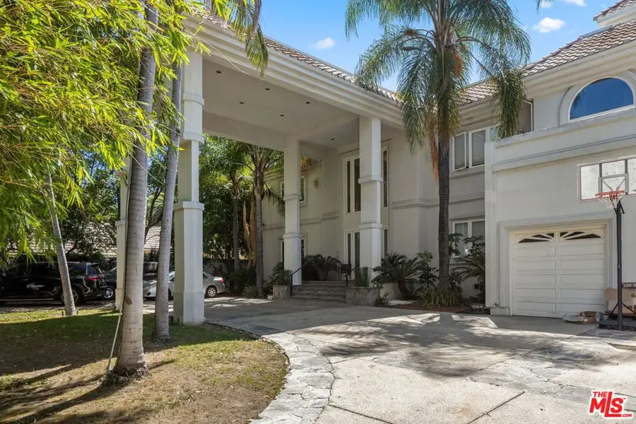 4743 White Oak Avenue, Encino, CA 91316 - #2