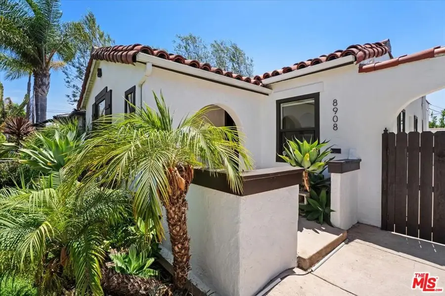 8908 Gibson Street, Los Angeles, CA 90034 - #3