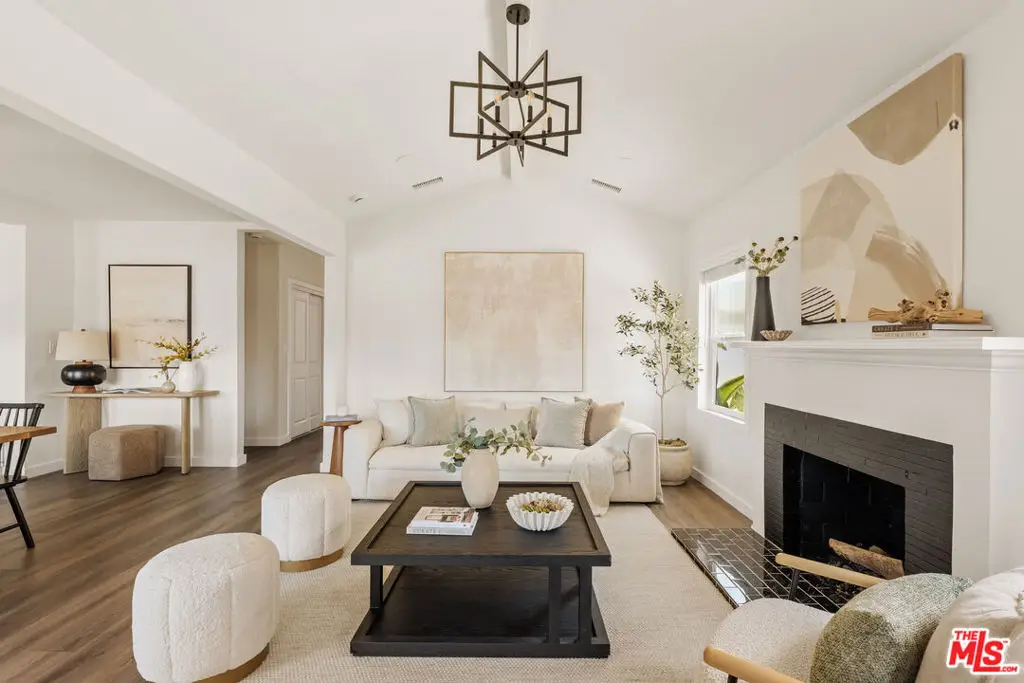 8421 Airlane Avenue, Los Angeles, CA 90045 - #1