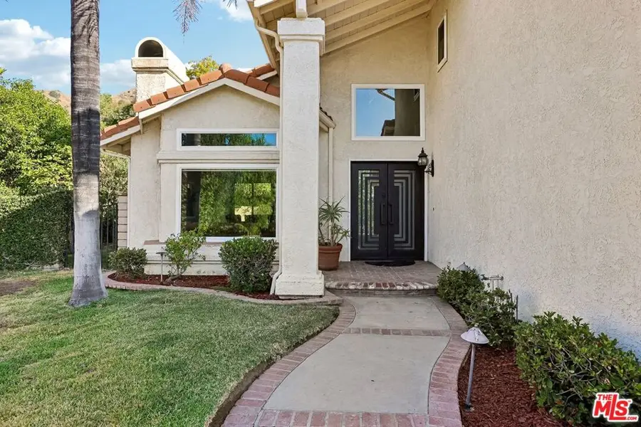 17807 Tuscan Drive, Granada Hills, CA 91344 - #2