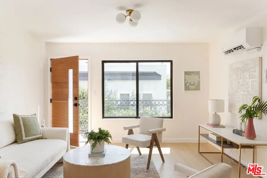 4412 Finley Avenue #3, Los Angeles, CA 90027 - #2