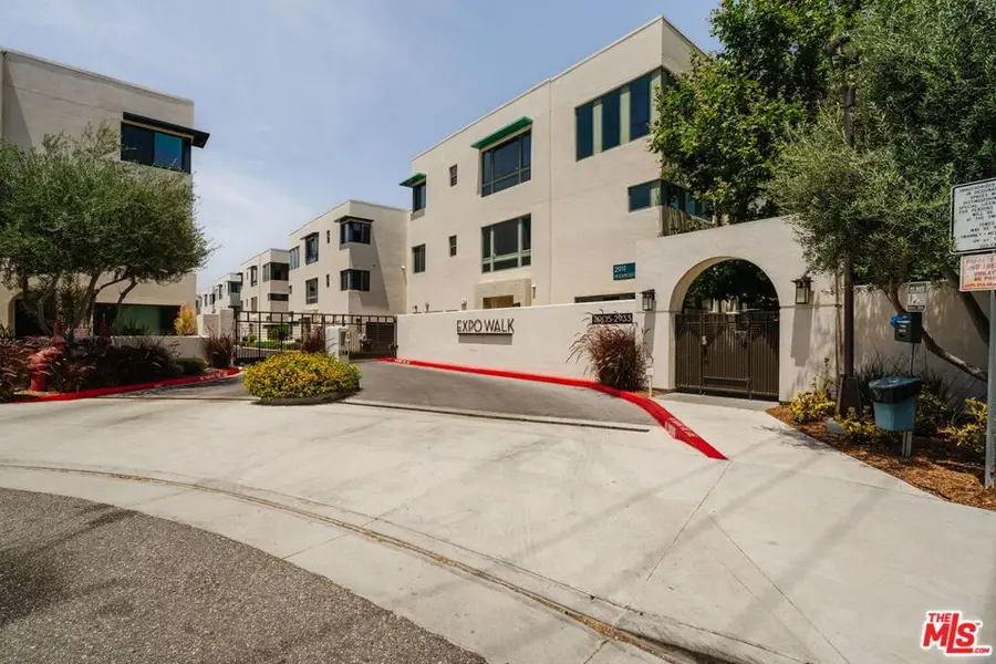 2911 Exposition Place #1, Los Angeles, CA 90018 - #2