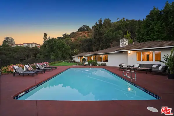 11107 Mountcastle Drive, Studio City, CA 91604