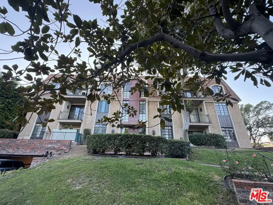 801 S Plymouth Boulevard #302, Los Angeles, CA 90005 - #1