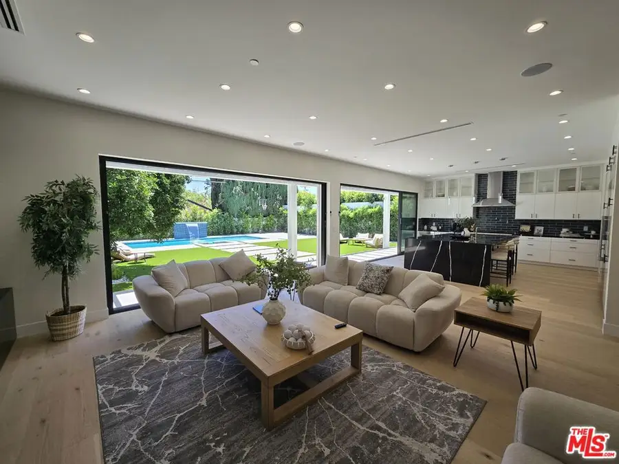 5012 Enfield Avenue, Encino, CA 91316 - #3