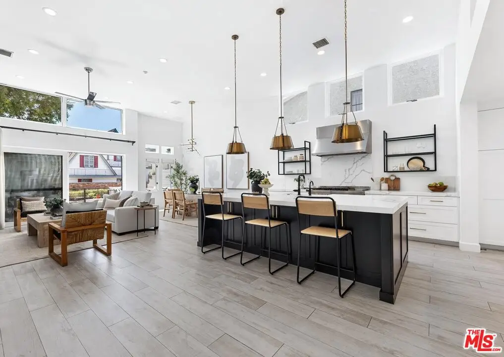 2331 Eastern Canal, Venice, CA 90291 - #1