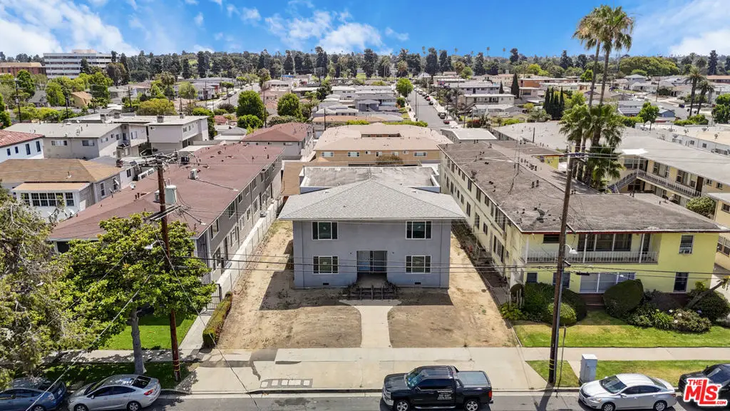 128 N Hillcrest Boulevard, Inglewood, CA 90301 - #1