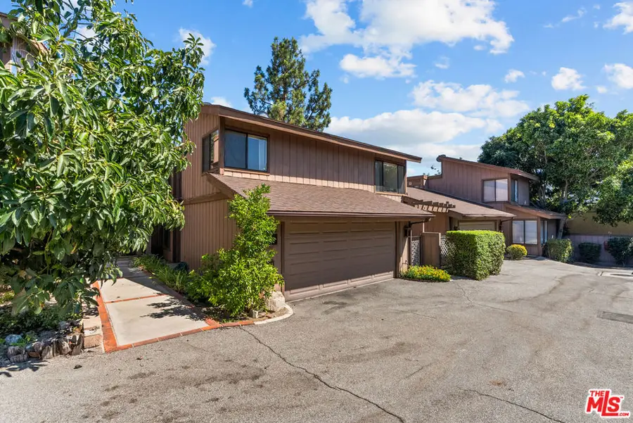 33 Northwoods Lane, La Crescenta, CA 91214 - #2