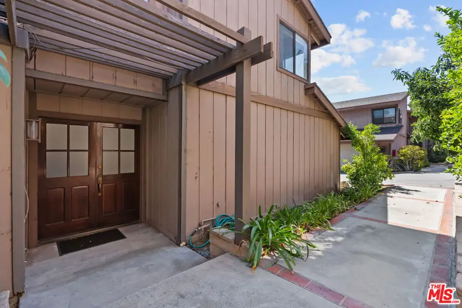 33 Northwoods Lane, La Crescenta, CA 91214 - #3
