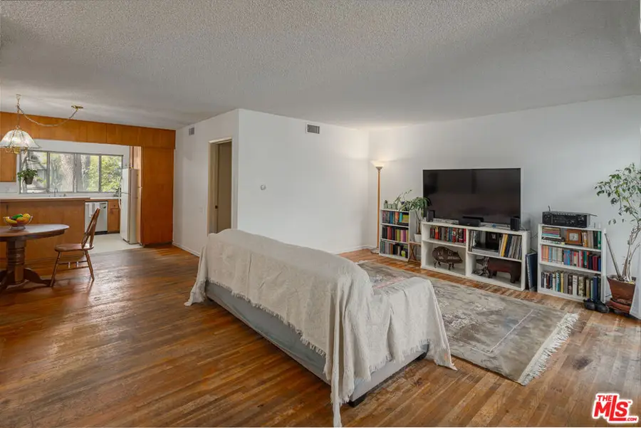 4353 Colfax Avenue #34, Studio City, CA 91604 - #2